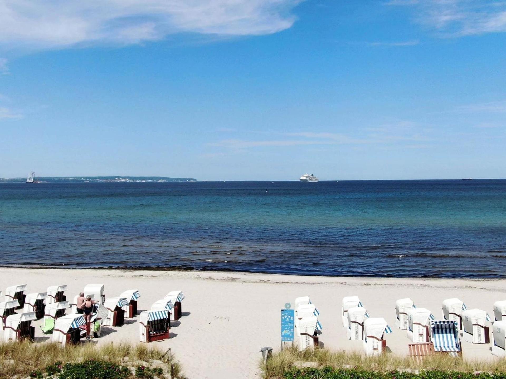 Neunundzwanzig In Ostseebad *